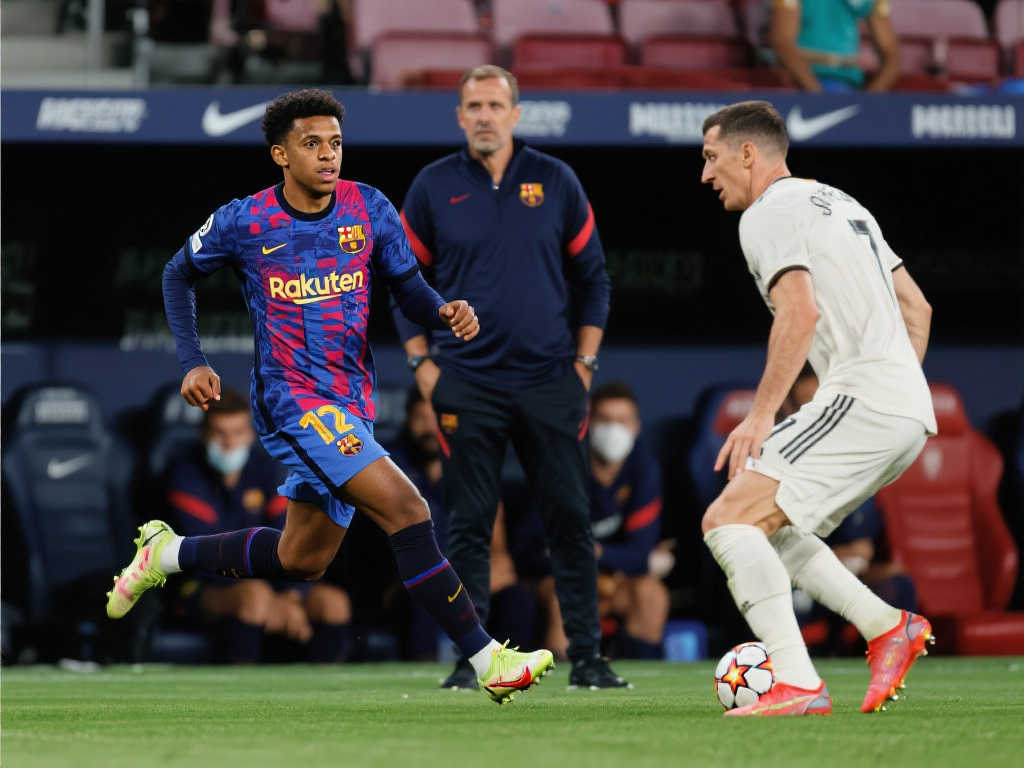 是由于中场 是由于中场